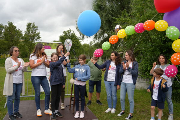 Fackelübergabe an das Kinder und Jugendhospiz in Böblingen